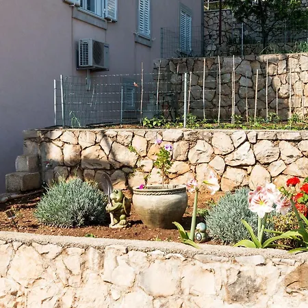 Apartment Barbara - With Terrace And Sea View 3 Adults Mlini
